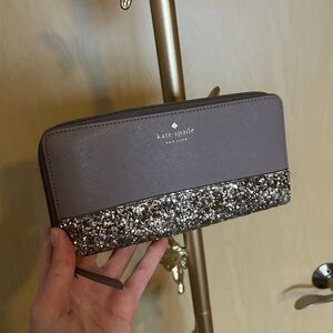 Kate Spade Gray and Glitter wallet